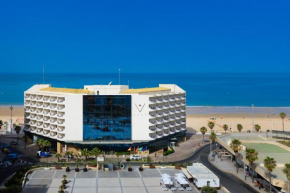 Отель Hotel Playa Victoria  Кадис